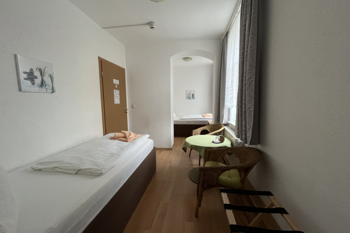 2-Bett
